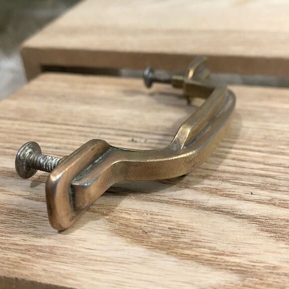 Vintage Mid-Century Style Keeler Brass Co Cabinet Door Pulls Brass Tone Metal - Picture 5 of 17